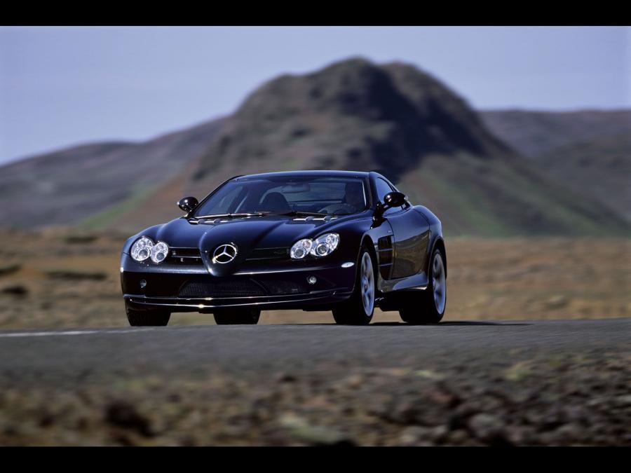  Mercedes-Benz SLR McLaren 2004 года  (фото 34 из 175)